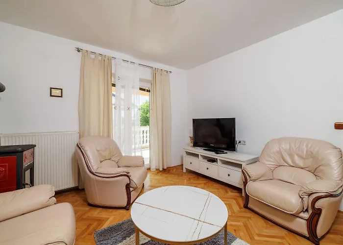 Modernes Nur 100 Meter Zum Mit Herrlichem Meerblick, Aussendusche, Grill Appartement Jadranovo