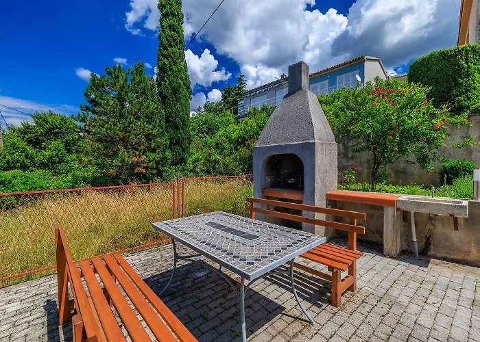 Appartement Modernes Nur 100 Meter Zum Mit Herrlichem Meerblick, Aussendusche, Grill *