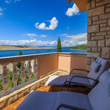 Modernes Nur 100 Meter Zum Mit Herrlichem Meerblick, Aussendusche, Grill